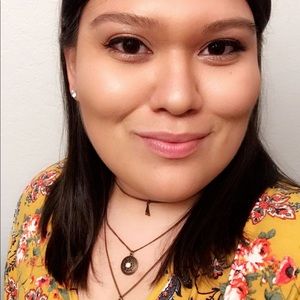 Meet your Posher, Julissa